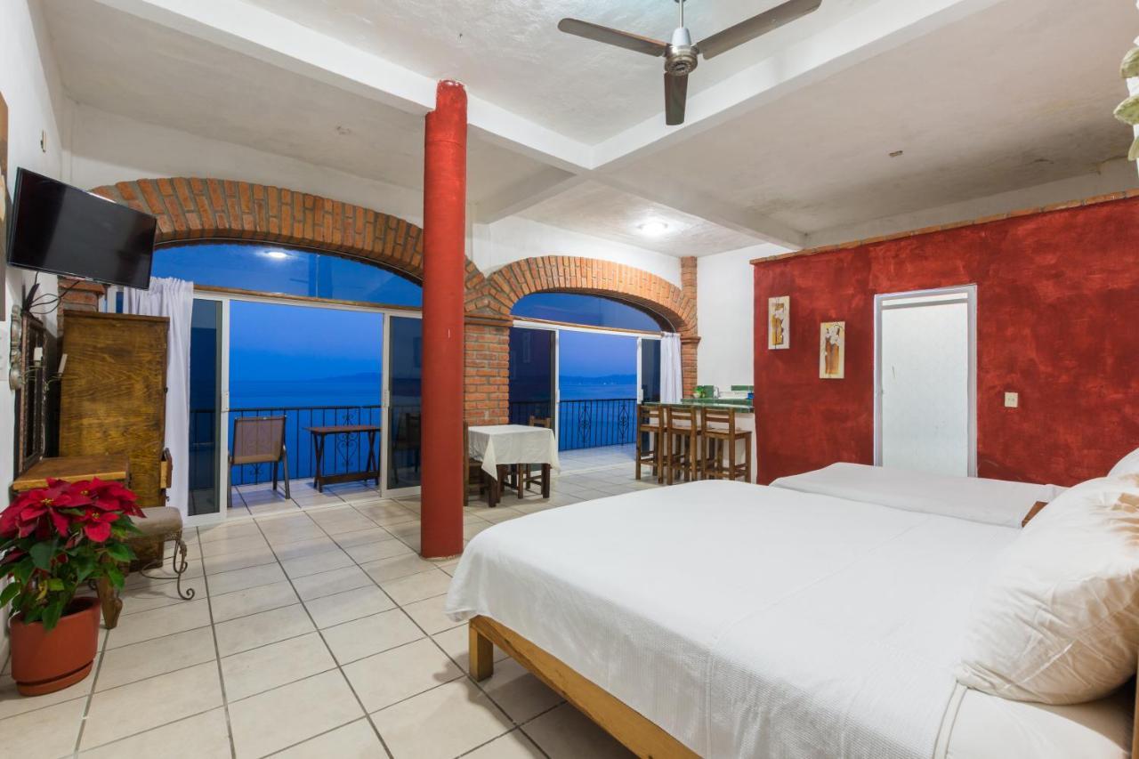 Traditional Sierra Leon Oceanfront Rooms - Adults Only Puerto Vallarta Exteriér fotografie