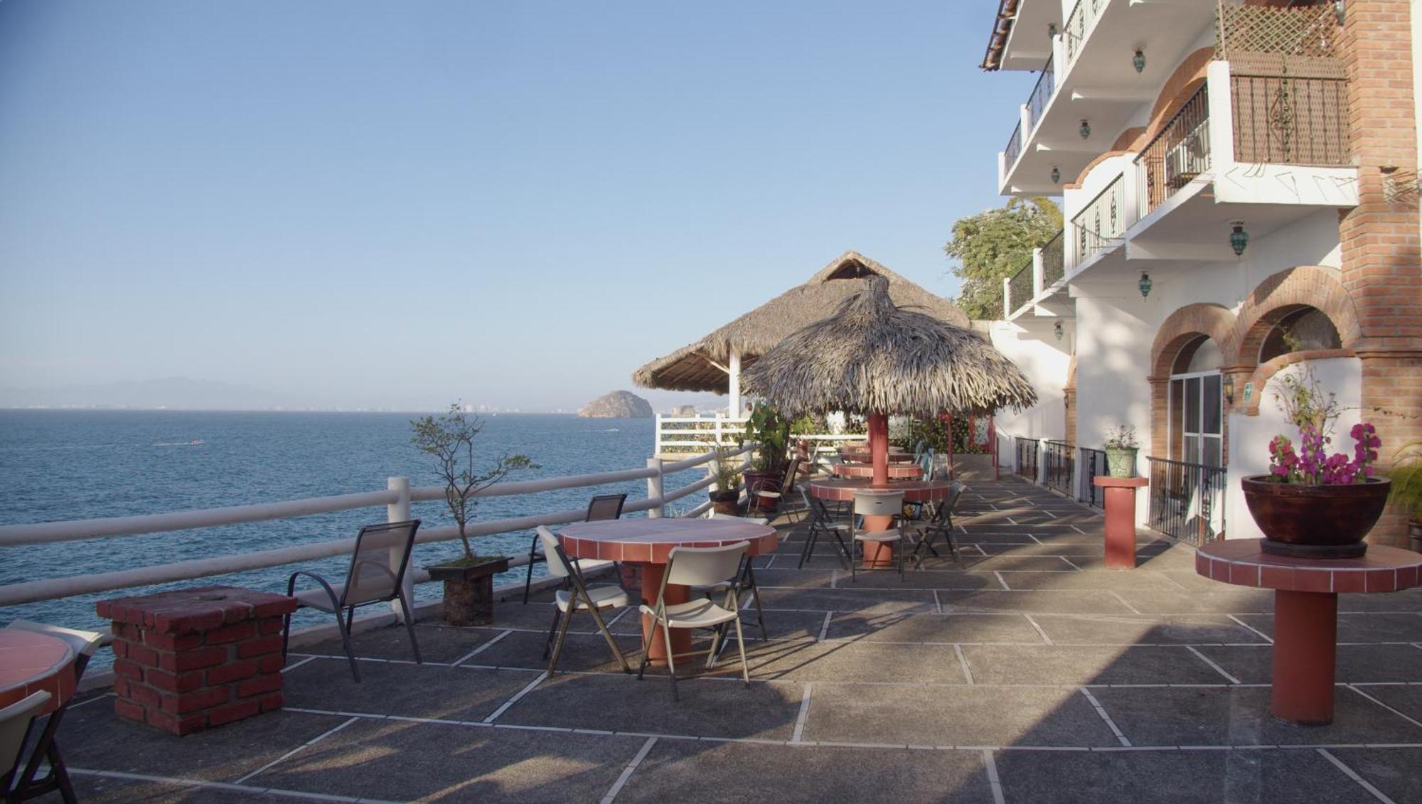 Traditional Sierra Leon Oceanfront Rooms - Adults Only Puerto Vallarta Exteriér fotografie