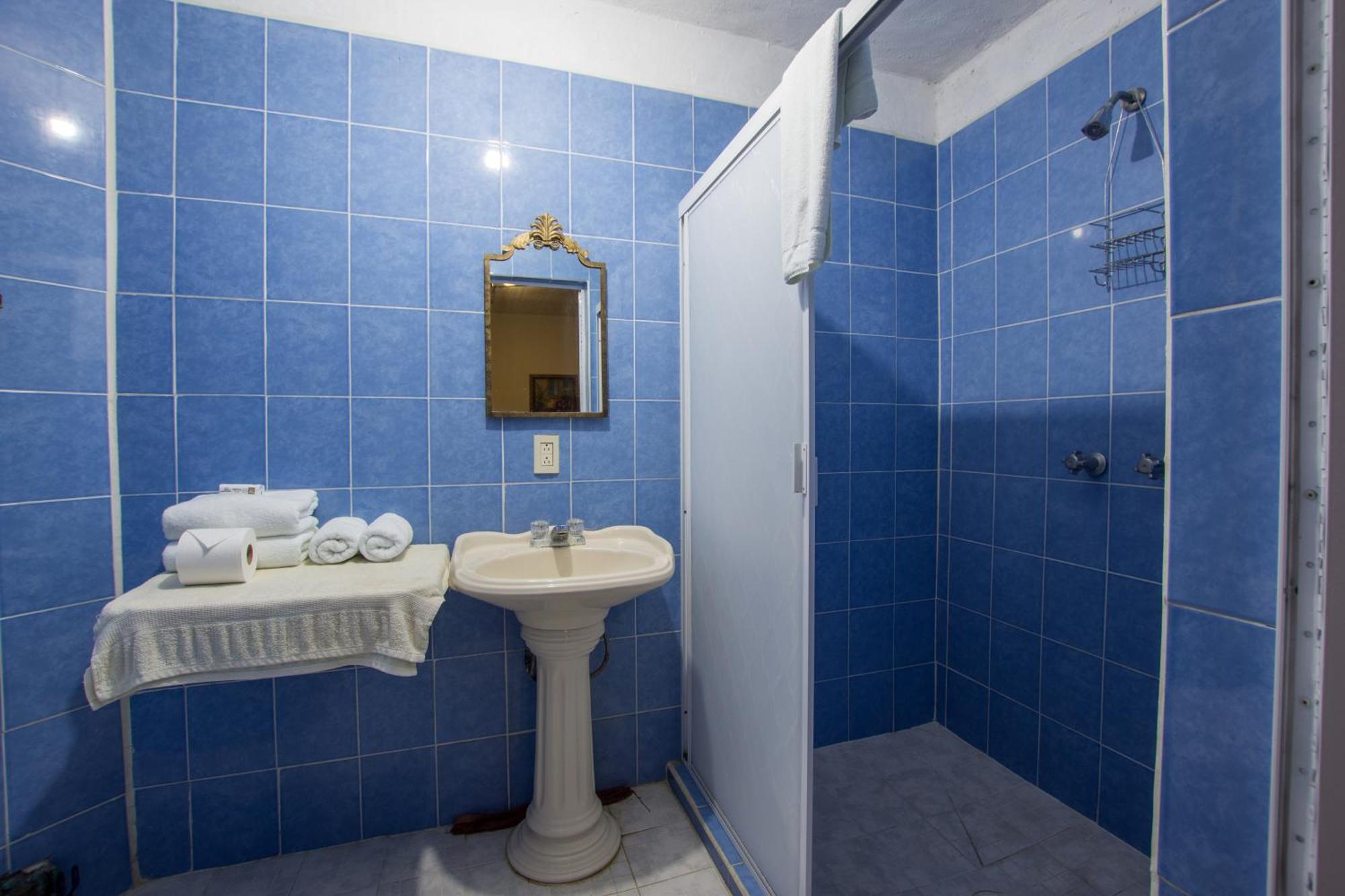 Traditional Sierra Leon Oceanfront Rooms - Adults Only Puerto Vallarta Exteriér fotografie