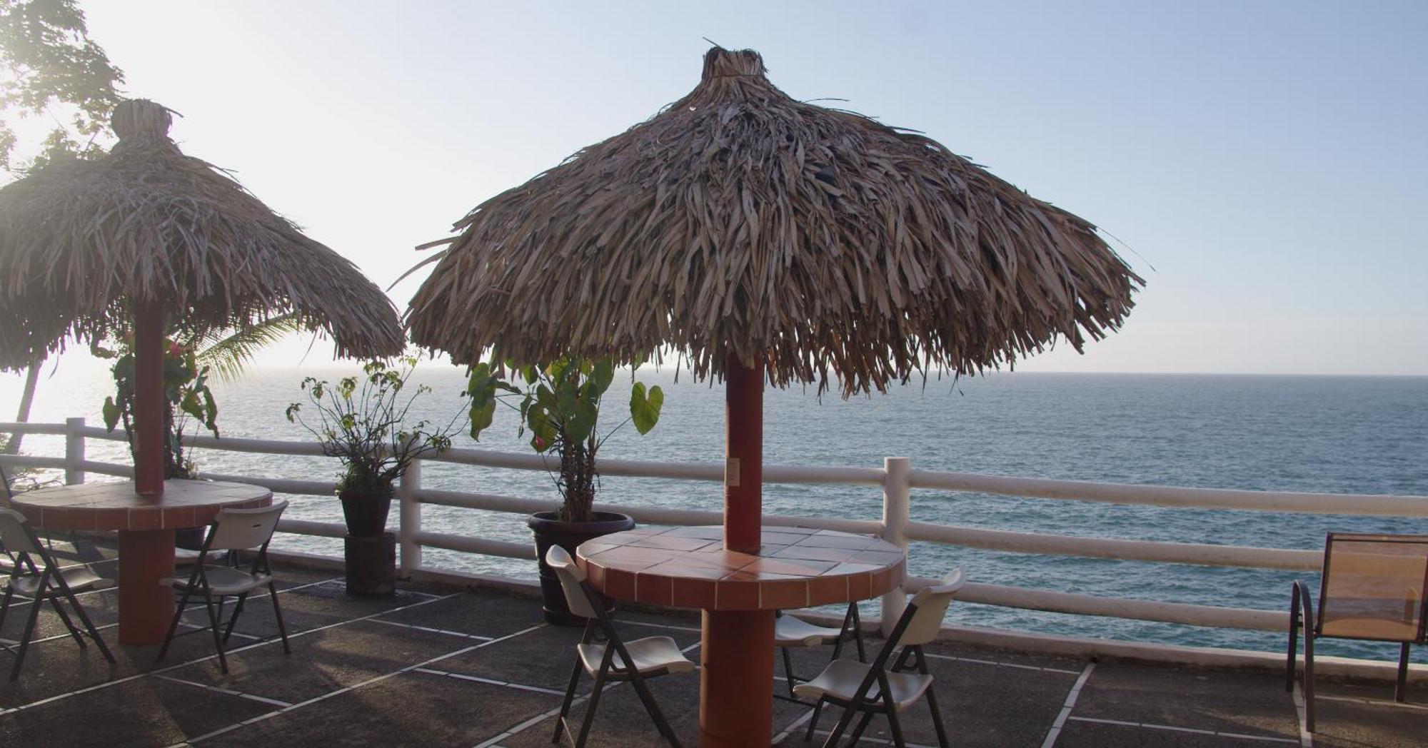 Traditional Sierra Leon Oceanfront Rooms - Adults Only Puerto Vallarta Exteriér fotografie