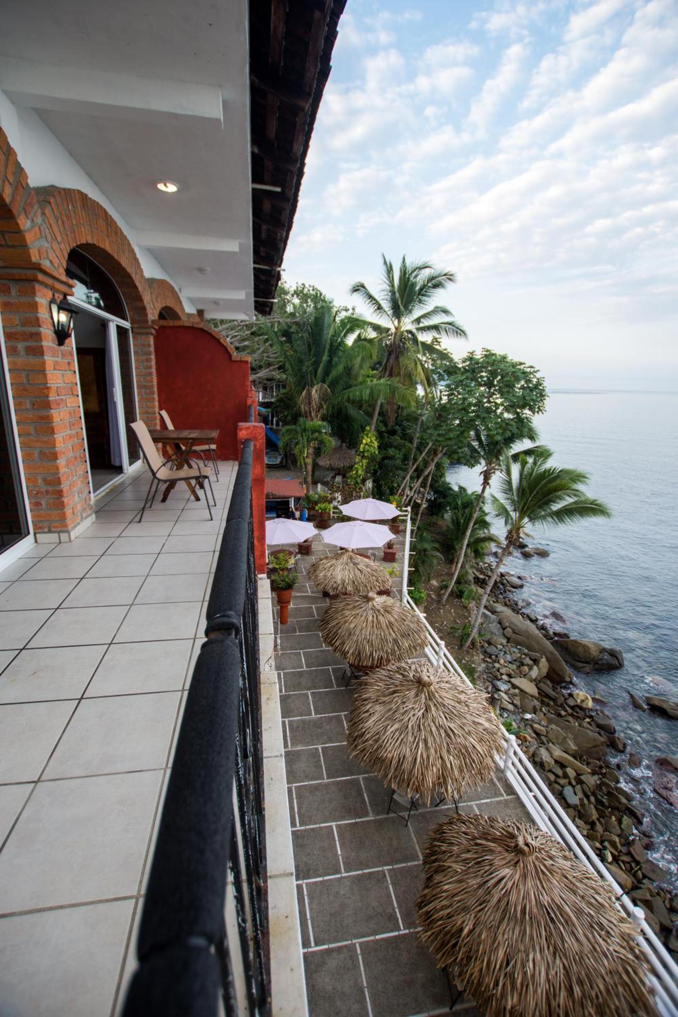 Traditional Sierra Leon Oceanfront Rooms - Adults Only Puerto Vallarta Exteriér fotografie